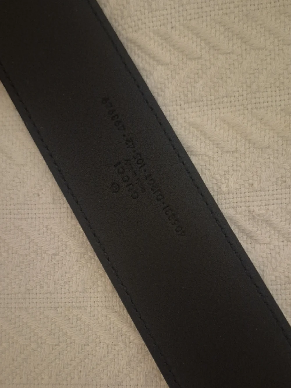 Gucci Black Leather Belt Strap - Picture 3 of 4